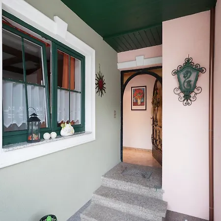 בית נופש Charm Near Lift *